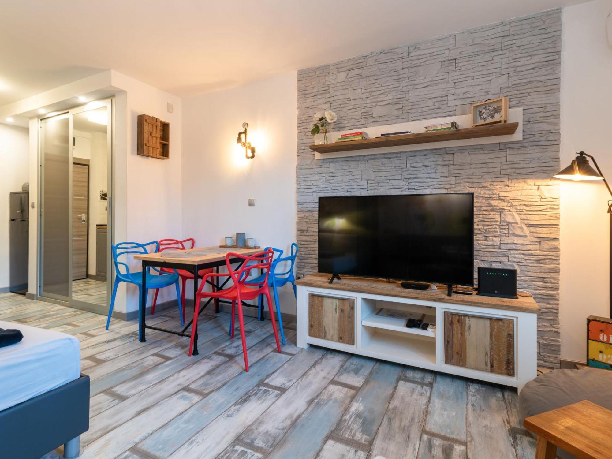 Modern Cave By Interhome Apartment *